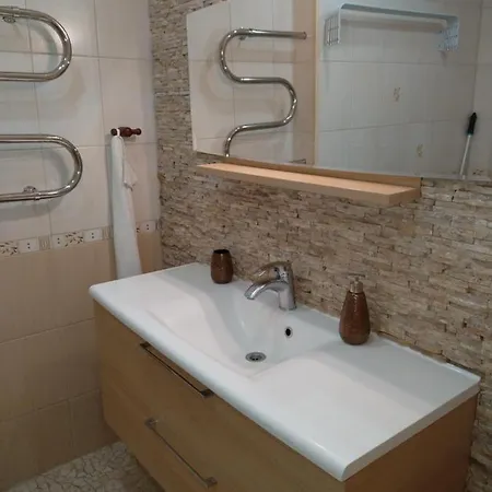 Dictumfactum 1bedroom 公寓